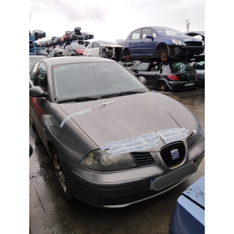 seat ibiza (6l1) del año 2004