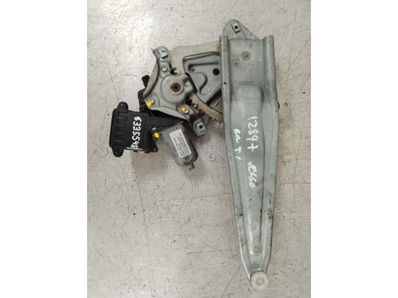 ELEVALUNAS TRASERO IZQUIERDO 857200F040C 698400F040