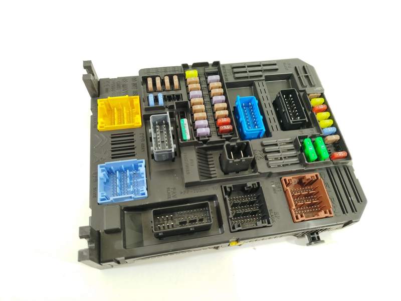 CAJA RELES / FUSIBLES 9819851480 