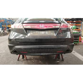 PARAGOLPES TRASERO 