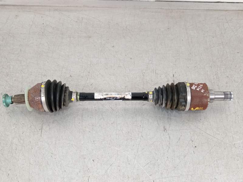 TRANSMISION DELANTERA IZQUIERDA 2Q0407271BK 