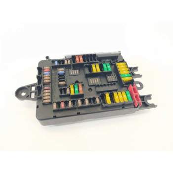 CAJA RELES / FUSIBLES 61149337880 30042015 19446000001