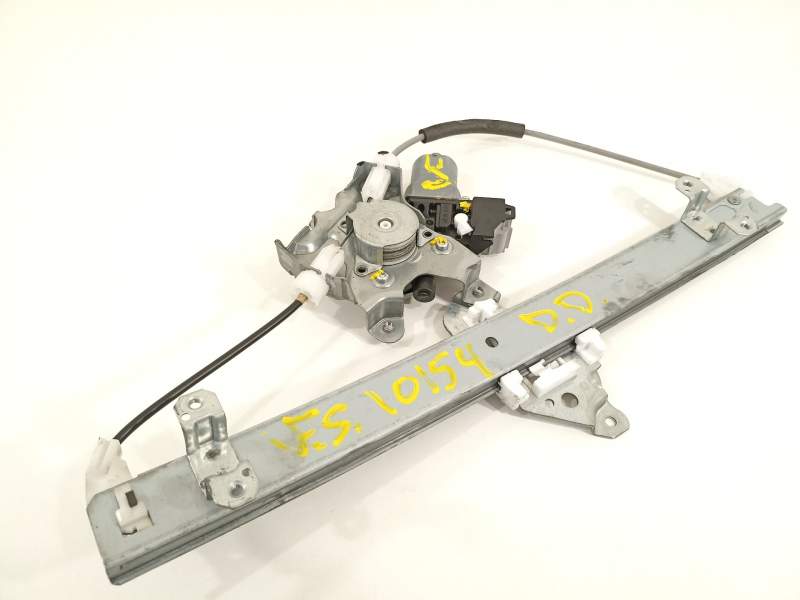ELEVALUNAS DELANTERO DERECHO 80730JX30C 