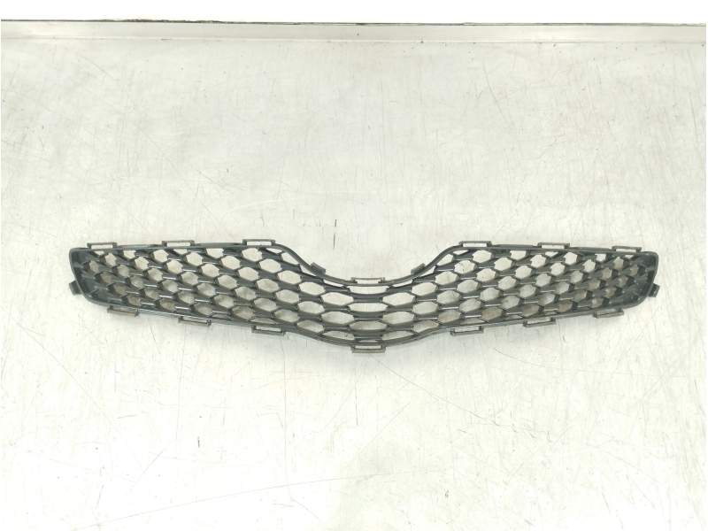 REJILLA DELANTERA 531110D230 
