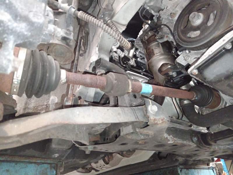 TRANSMISION DELANTERA DERECHA 49501H8150 