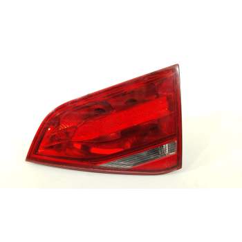 PILOTO TRASERO DERECHO EN PORTON 8K5945094 