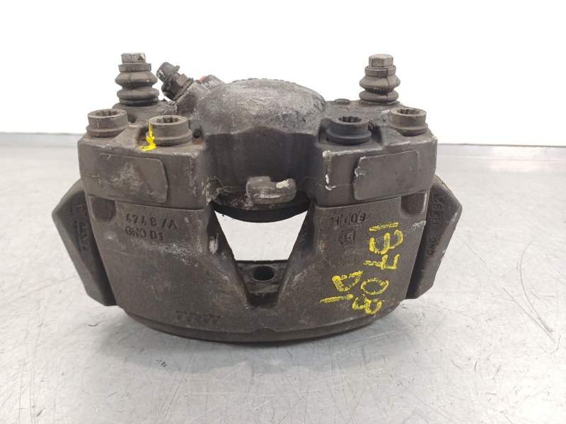 PINZA FRENO DELANTERA IZQUIERDA 8K0105P 