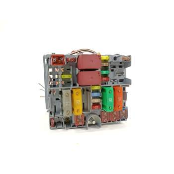 CAJA RELES / FUSIBLES 51987784 