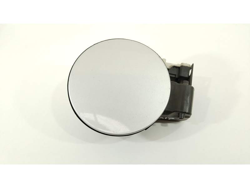 TAPA EXTERIOR COMBUSTIBLE 39077237 13352310 13501151