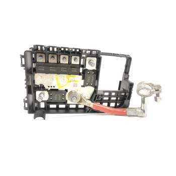 CAJA RELES / FUSIBLES 13285113 