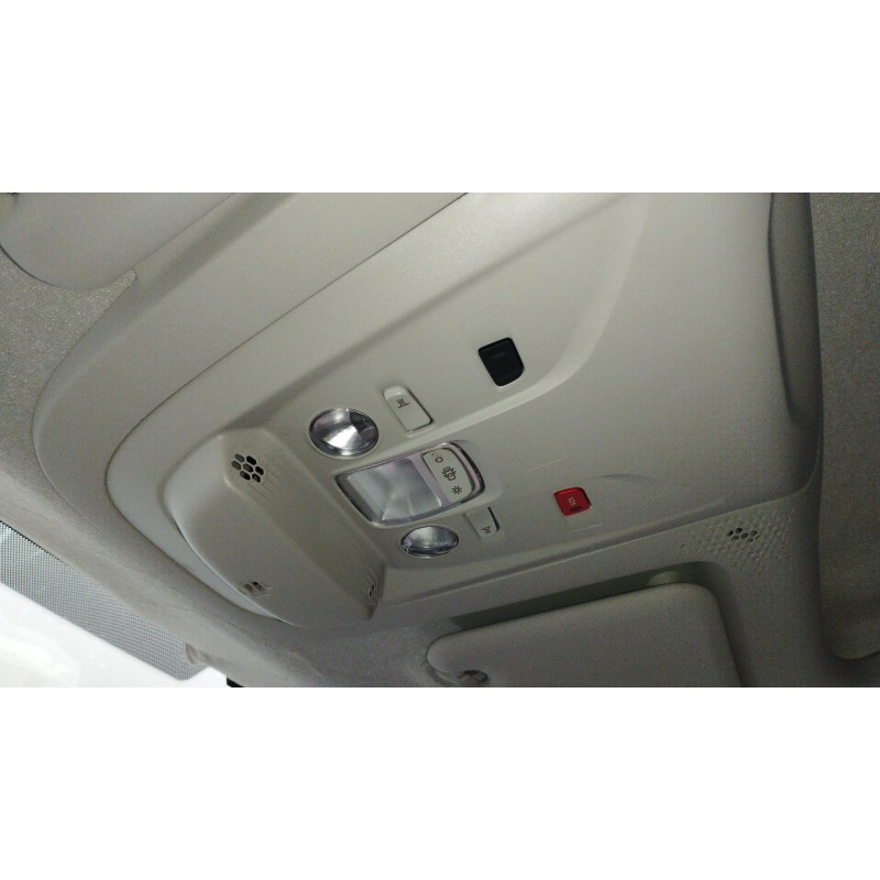 Recambio de luz interior para toyota proace city referencia OEM IAM   