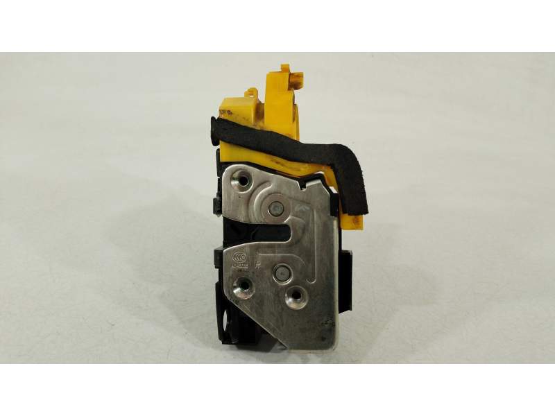 CERRADURA PUERTA DELANTERA DERECHA 81320A2010 