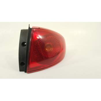 PILOTO TRASERO DERECHO 5P0945096J 5P0945257 5P0945112F