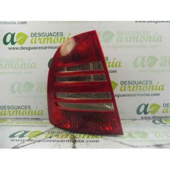 PILOTO TRASERO IZQUIERDO 3U5945095 3U5945111 