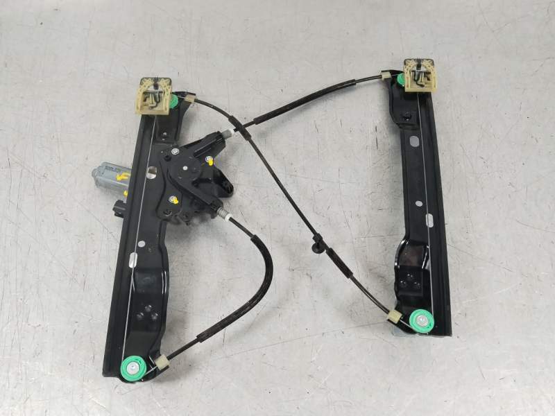 ELEVALUNAS DELANTERO IZQUIERDO CM51A23201AF 