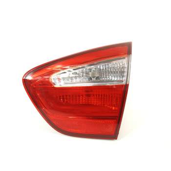 PILOTO TRASERO DERECHO EN PORTON 924041W200 