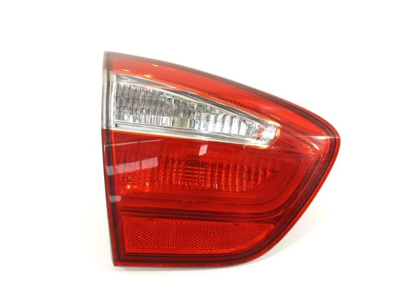 PILOTO TRASERO IZQUIERDO EN PORTON 924031W200 