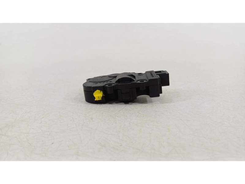 MOTOR APERTURA TRAMPILLAS CLIMATIZADOR 64119321034 