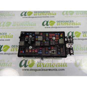 CAJA RELES / FUSIBLES 529050199 