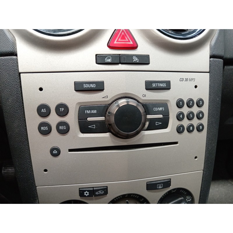 Recambio de sistema audio / radio cd para opel corsa d catch me referencia OEM IAM   