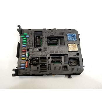 CAJA RELES / FUSIBLES 9664059080 BSI 04 EV K04