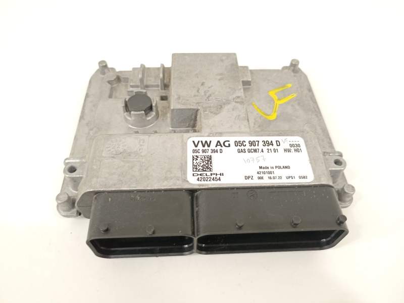 CENTRALITA MOTOR UCE 05C907394D 