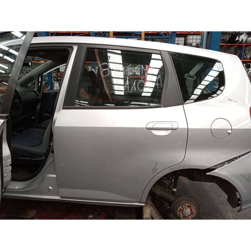 Recambio de puerta trasera izquierda para honda jazz (gd1/5) 1.4 es referencia OEM IAM   