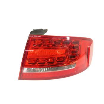PILOTO TRASERO DERECHO 8K5945096K 