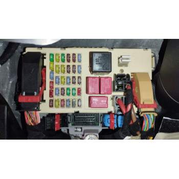 CAJA RELES / FUSIBLES 50510082 