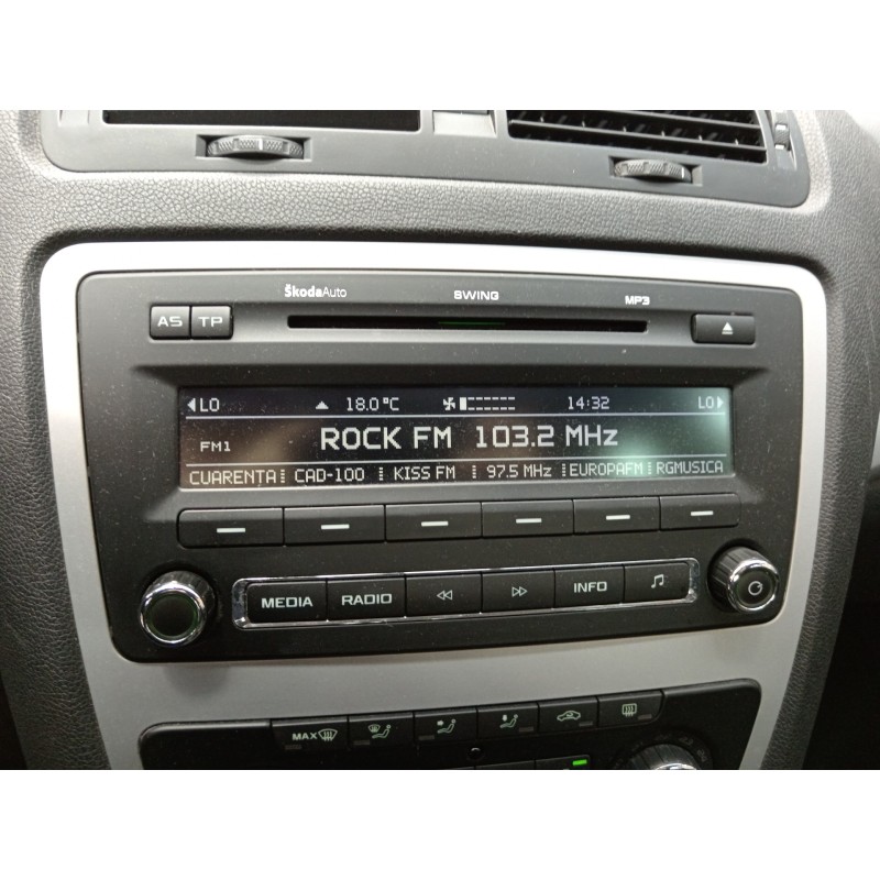 Recambio de sistema audio / radio cd para skoda octavia berlina (1z3) elegance referencia OEM IAM   