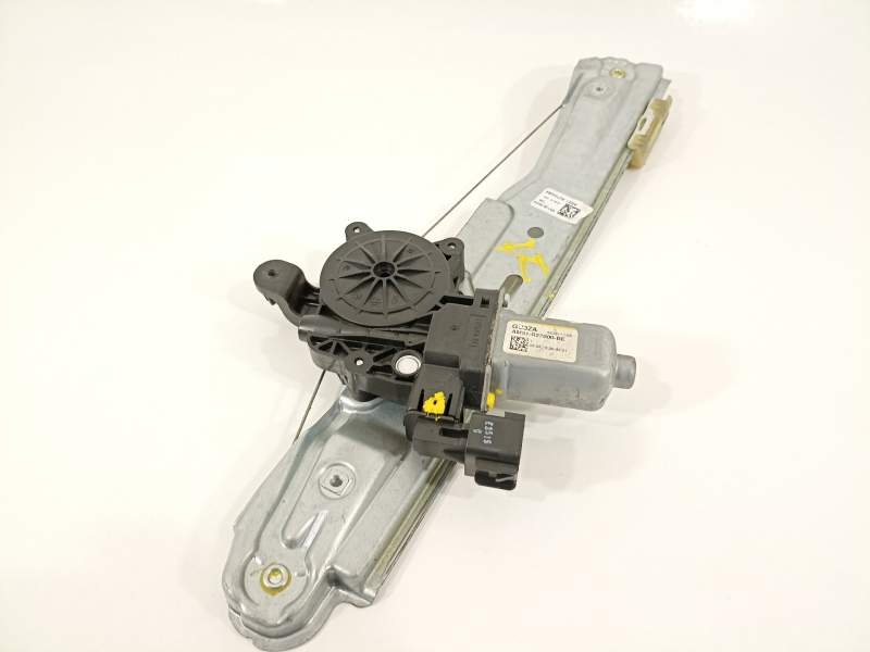 ELEVALUNAS TRASERO DERECHO AM51R27000BE 