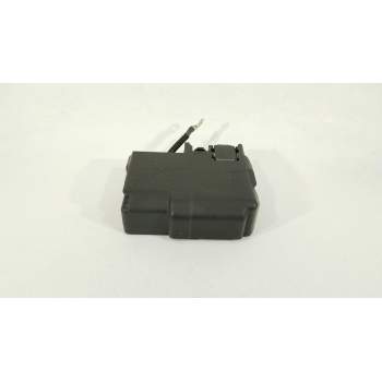 CAJA RELES / FUSIBLES 13491093 