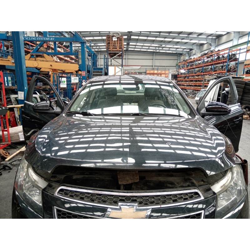 Recambio de capot para chevrolet cruze ls referencia OEM IAM   