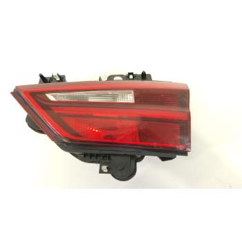 PILOTO TRASERO DERECHO EN PORTON 63217420748 F03690000G
