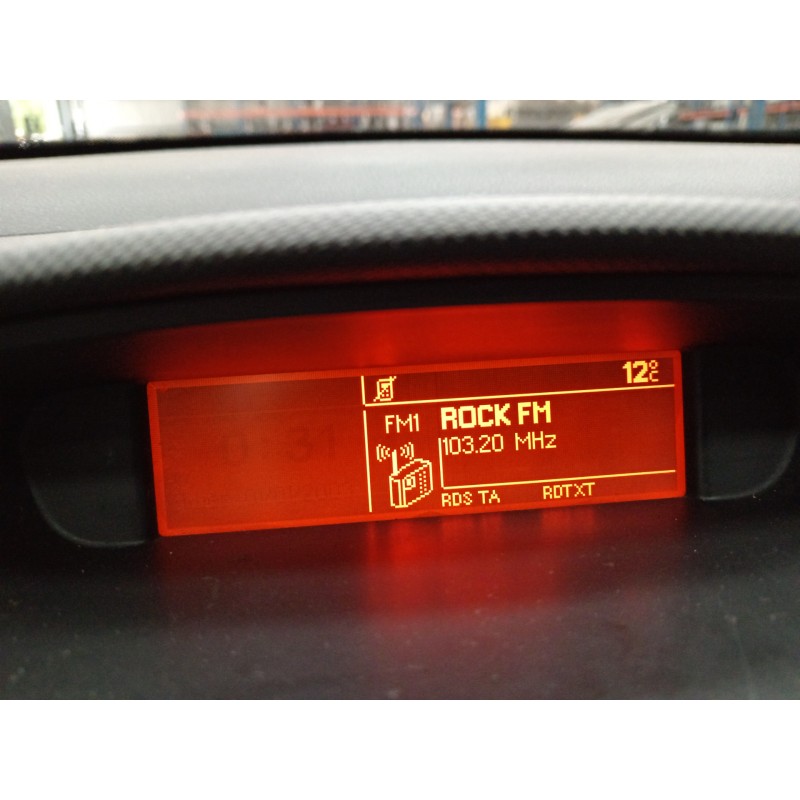 Recambio de pantalla multifuncion para peugeot 308 confort referencia OEM IAM   