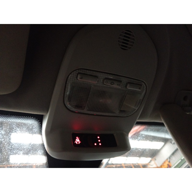 Recambio de luz interior para peugeot 308 confort referencia OEM IAM   