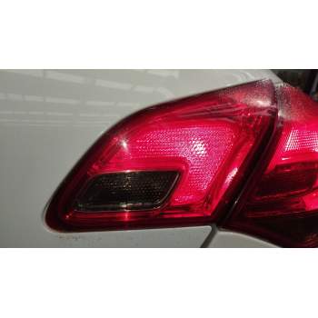 PILOTO TRASERO DERECHO EN PORTON 13306456 