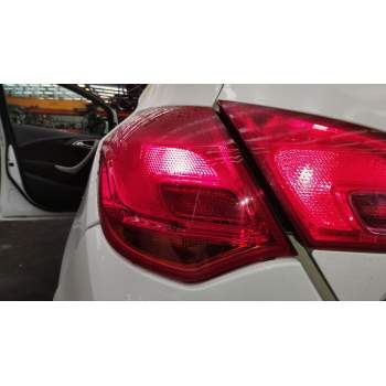 PILOTO TRASERO IZQUIERDO 13306453 