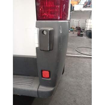 PUNTERA PARAGOLPES TRASERA DERECHA 1681374780 