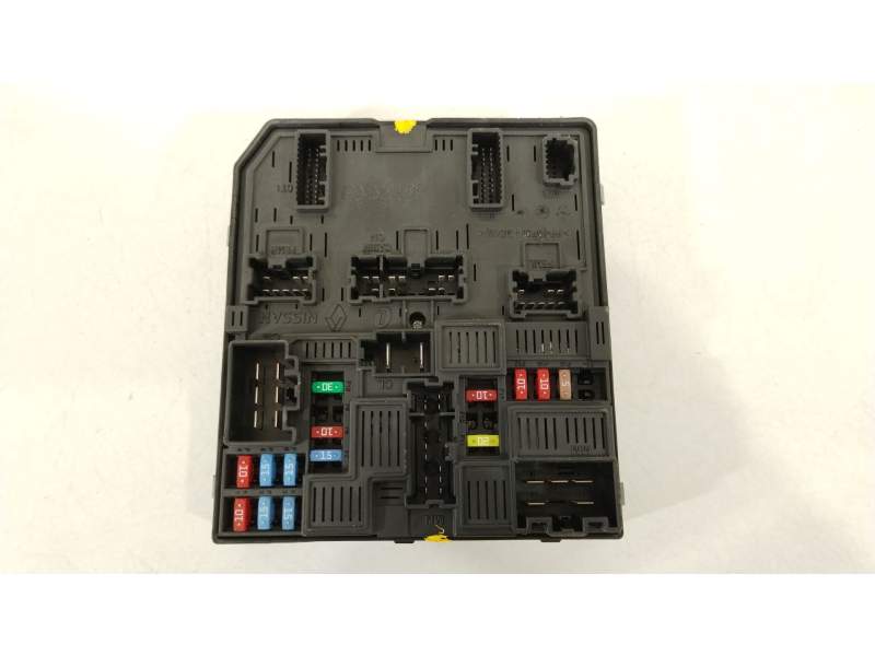 CAJA RELES / FUSIBLES 284B75NA2A 