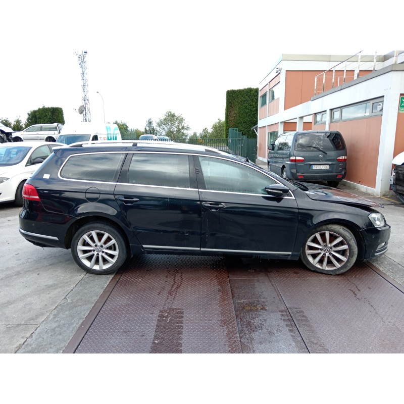 volkswagen passat variant (3c5) del año 2012