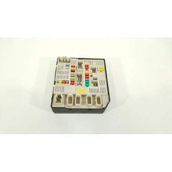 CAJA RELES / FUSIBLES 284B60009R USMBD95L2 