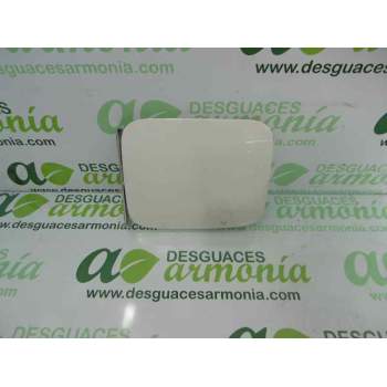 TAPA EXTERIOR COMBUSTIBLE 172211KB0A 