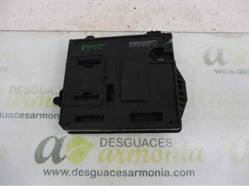 CAJA RELES / FUSIBLES 284B17288R S180098501 