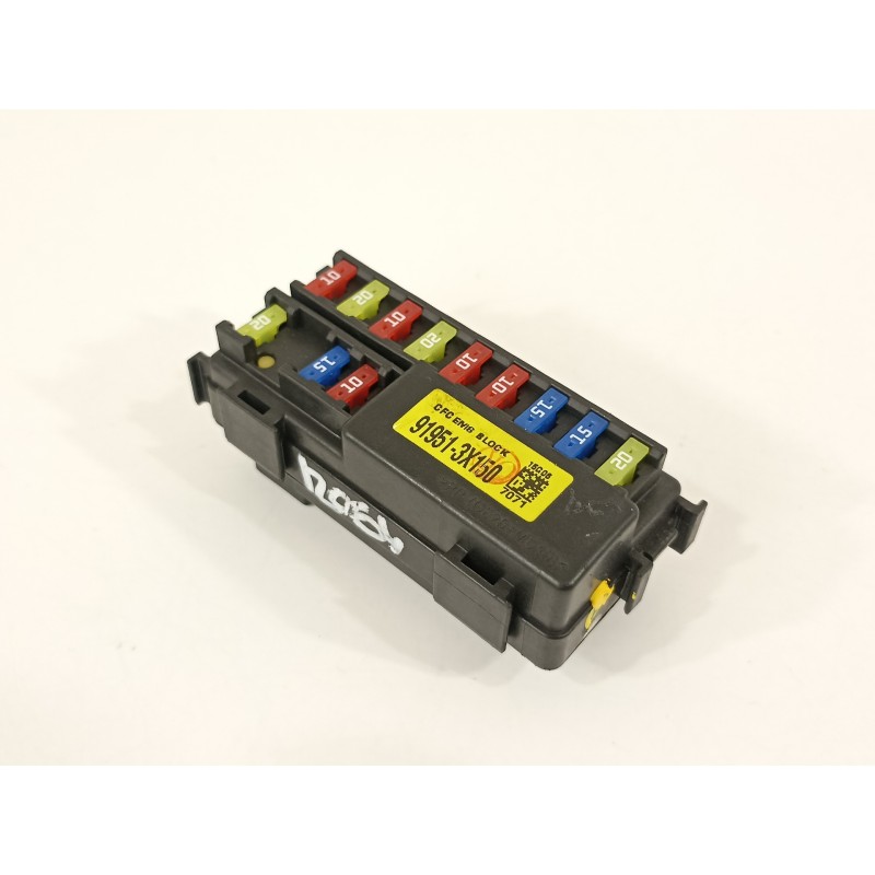 Recambio de caja reles / fusibles para kia cee´d drive referencia OEM IAM 919513X150  