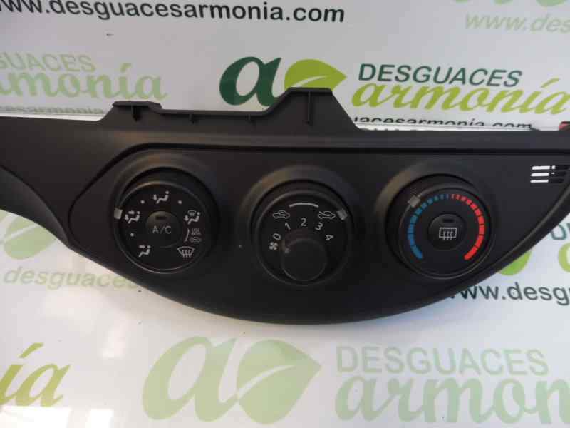 MANDO CALEFACCION / AIRE ACONDICIONADO 559030D270 559020D090 