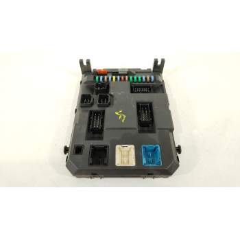 CAJA RELES / FUSIBLES 9664983280 BSIEVX0300 
