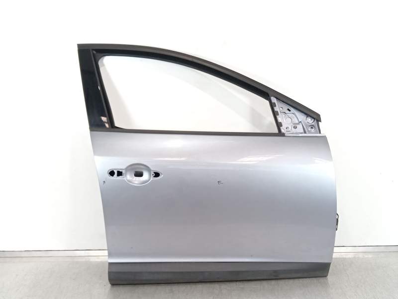 PUERTA DELANTERA DERECHA 801100009R 