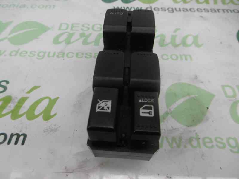 MANDO ELEVALUNAS DELANTERO IZQUIERDO 64J203557T 