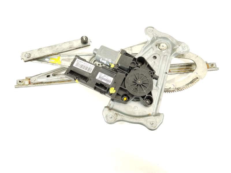 ELEVALUNAS DELANTERO IZQUIERDO 807210002R 807310004R